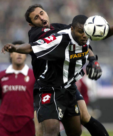 韩国国脚吴贤揆：明年世界杯我想再次创造2002年世界杯的辉煌（韩国国脚吴贤揆：盼在明年世界杯重现2002年辉煌）