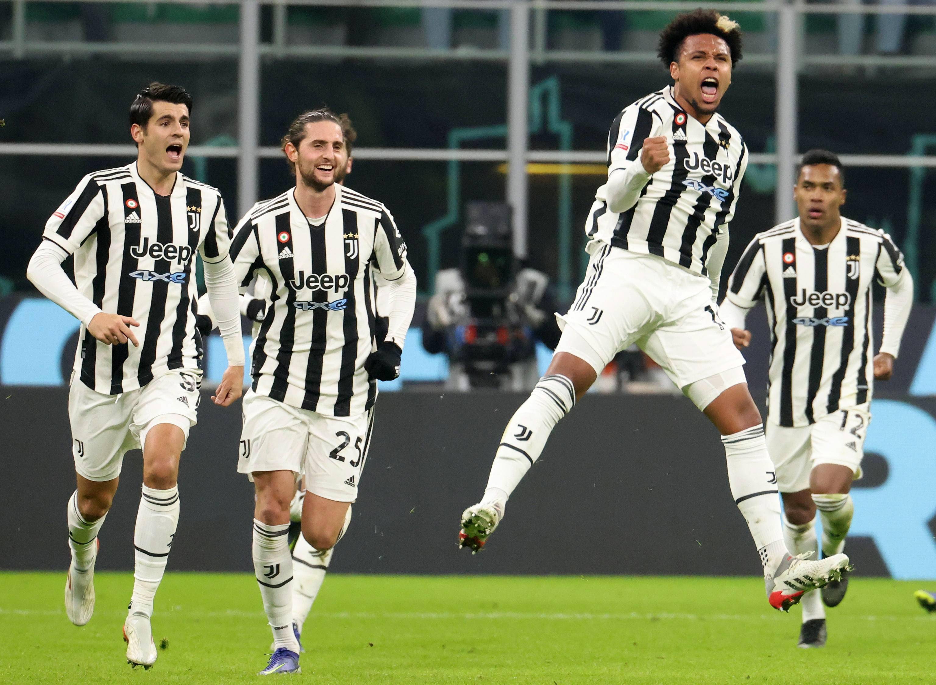 因全队近两年未收到奖金，正备战世非预附加赛的尼日利亚队抵制了训练（奖金两年未发，备战世非预附加赛的尼日利亚队集体罢训）