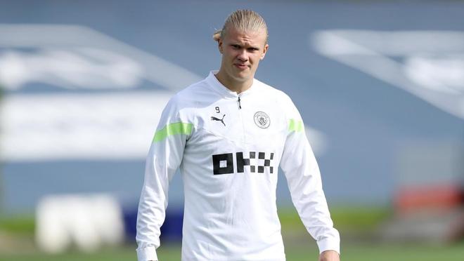 德天空：拜仁目前对格里马尔多没兴趣，夏窗不太可能引进他（德国天空体育：拜仁现阶段无意格里马尔多，今夏引进可能性渺茫）