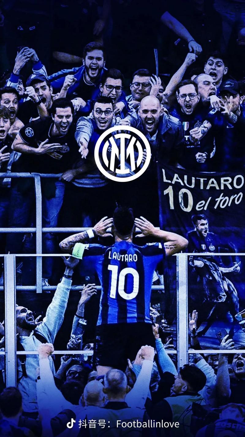 官方：阿贾克斯与18岁后防小将亚伦·鲍曼续约至2030年（阿贾克斯官宣：18岁后防新秀亚伦·鲍曼续约至2030年）