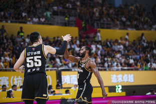 博尔哈：哈兰德是目前足坛最佳中锋；历史最佳中锋是德罗巴（博尔哈认为：哈兰德是当今足坛头号中锋，德罗巴则为史上最佳）