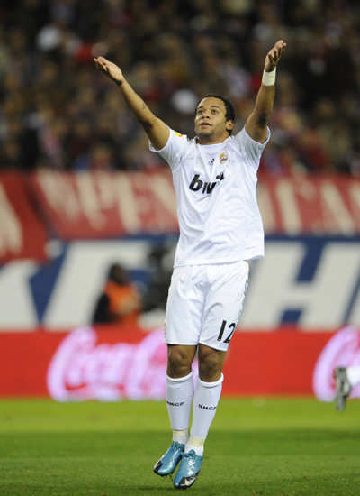 贝尔：被西媒抨击后我没有哭过，被批评我会继续奔跑和大笑（贝尔：遭西媒炮轰也未落泪，受批评仍会奔跑大笑）