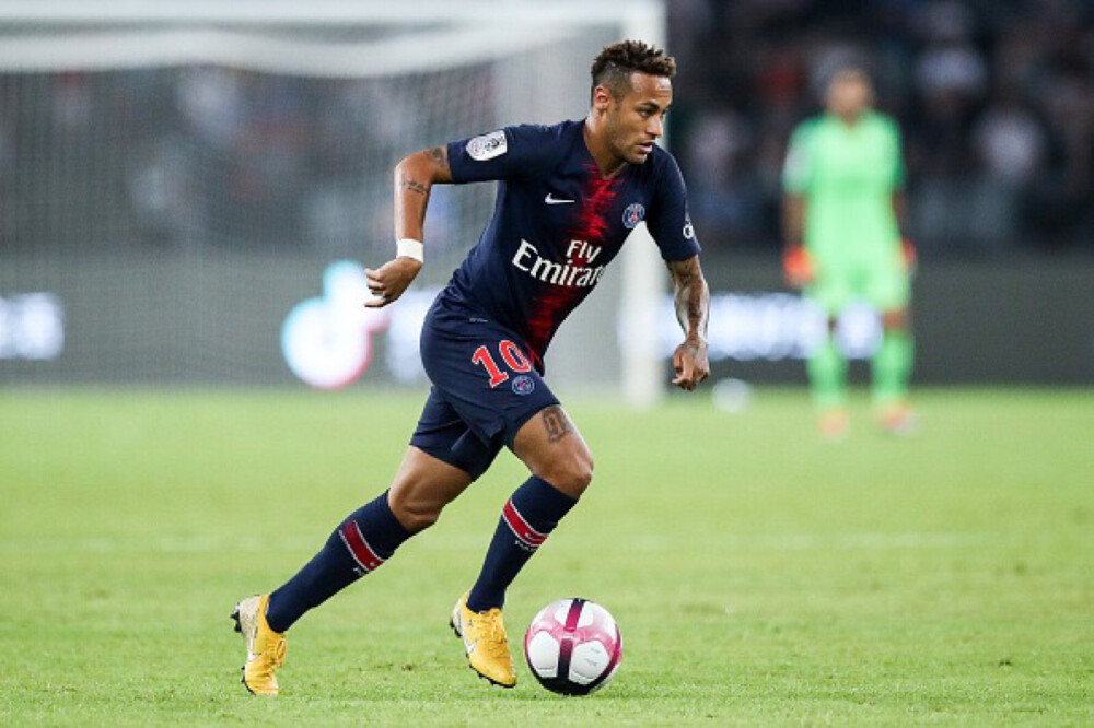 拜仁锋线浪费机会过多（拜仁锋线错失良机频频）